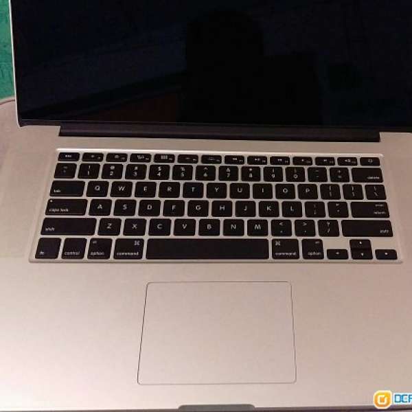 90%新Macbook pro 15" late 2013 i7 256ssd 8g ram