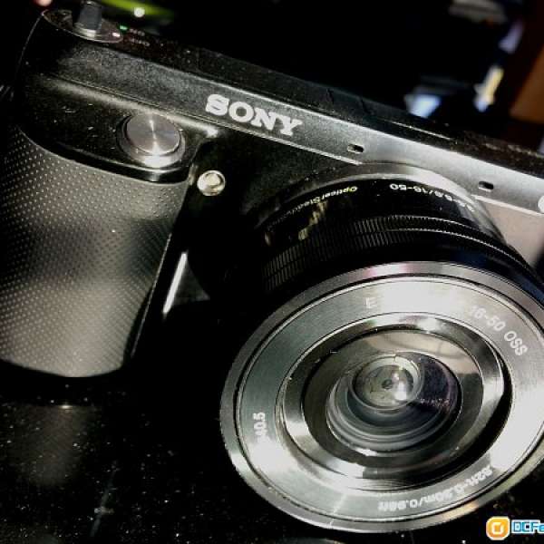 Sony NEX F3 黑色 + 16-50mm OSS 輕巧kit lens 85新