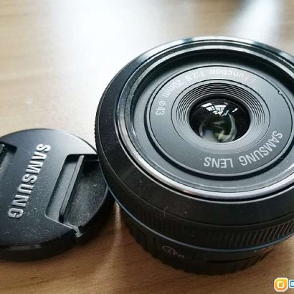 Samsung NX 20mm  F2.8