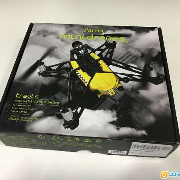 9成新 Parrot Mini Drones 連2個充電池,1set後備漿,2個電機,充電線1條