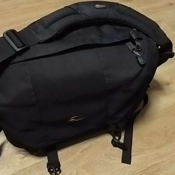 Lowepro Stealth Reporter 500AW