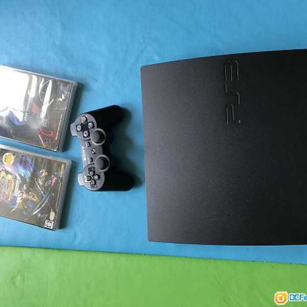 Sony PS3 + 1 Control + 2 Game