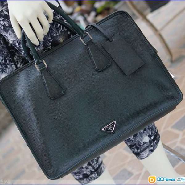 全新 Prada Saffiano briefcase 經典 深墨綠色 公事包 專店買 Hand bag LV Hermes ...