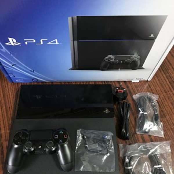 90%新 Sony PS4 500GB 香港行貨 1006A