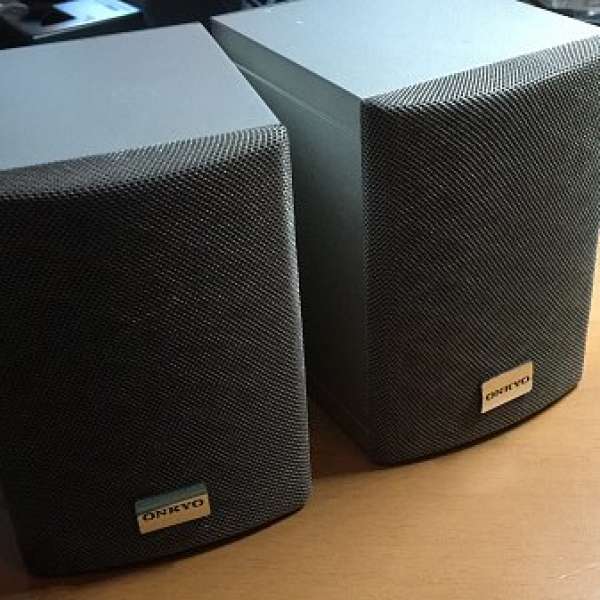 Two Onkyo D-L5 Speakers 安橋小喇叭