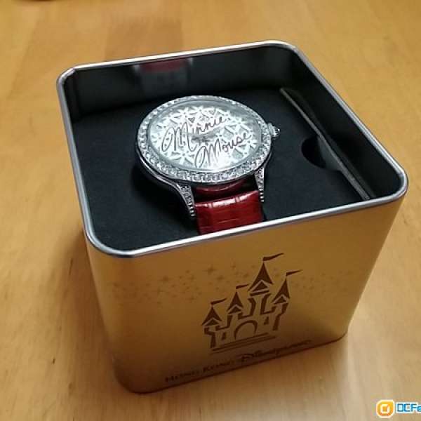 全新 HK 迪士尼 米奇 米妮 超精美 閃鑽 手錶 ,禮物首選 原價$568,現$280