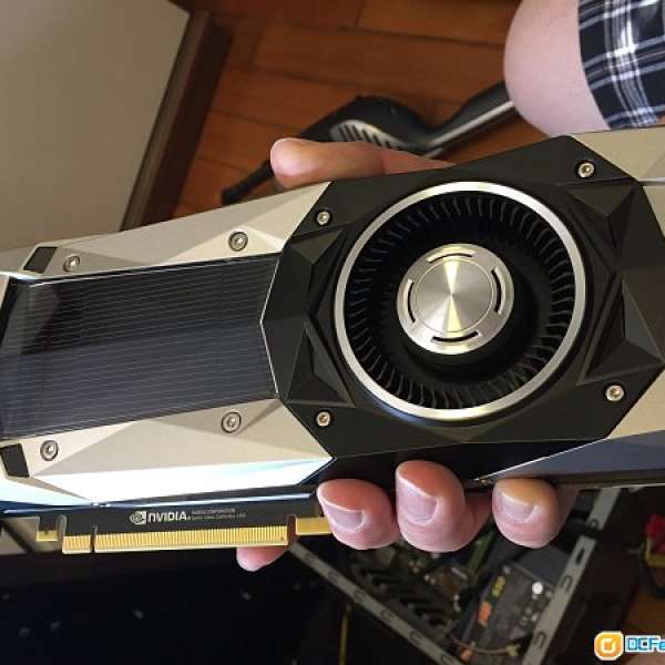 收 1080 ti 公版 一張自用