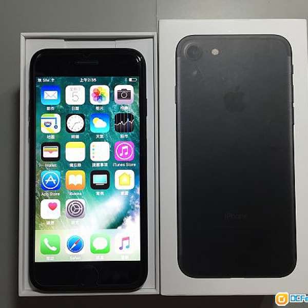 Apple iPhone 7 4.7  *128GB 香港行貨 啞黑 *99.9%new ! *行保至 9/4/2018 !