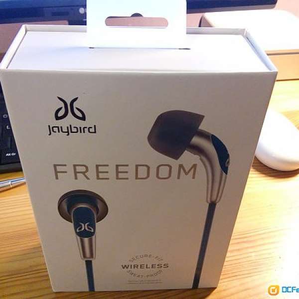 全新 Jaybird Freedom 藍牙耳機