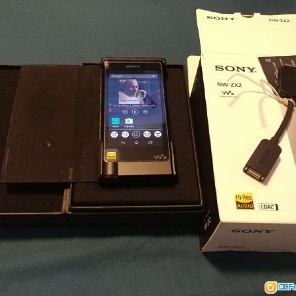 SONY ZX2 9成新 (已過保)