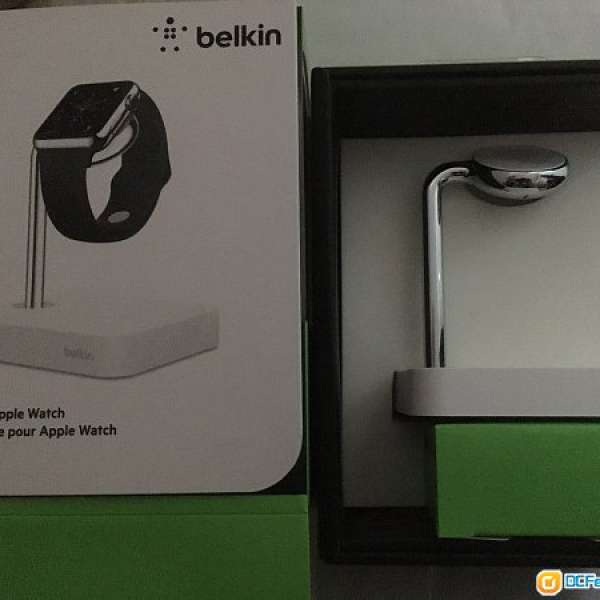 Belkin Watch Valet Apple Watch 充電座