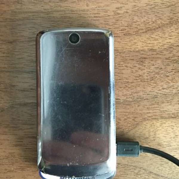 Motorola EX211 經典揭蓋式手提電話