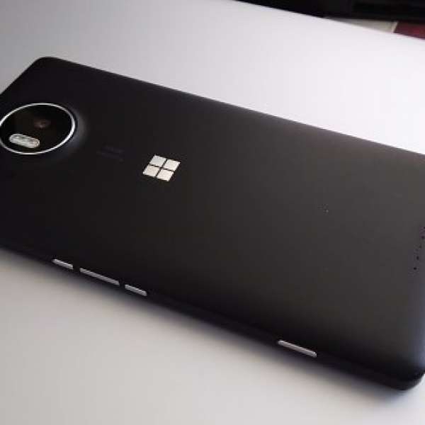 新淨 Lumia 950 XL (有盒有USB-C火牛) (有Display Dock)