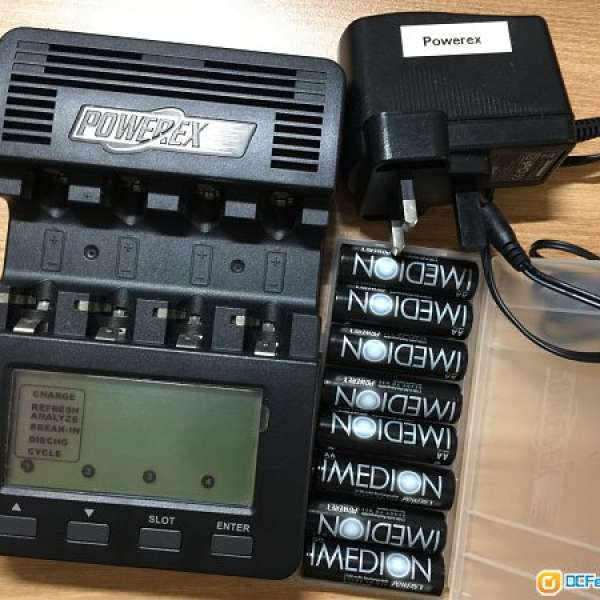 Powerex MH-C9000 充電器連電池八粒
