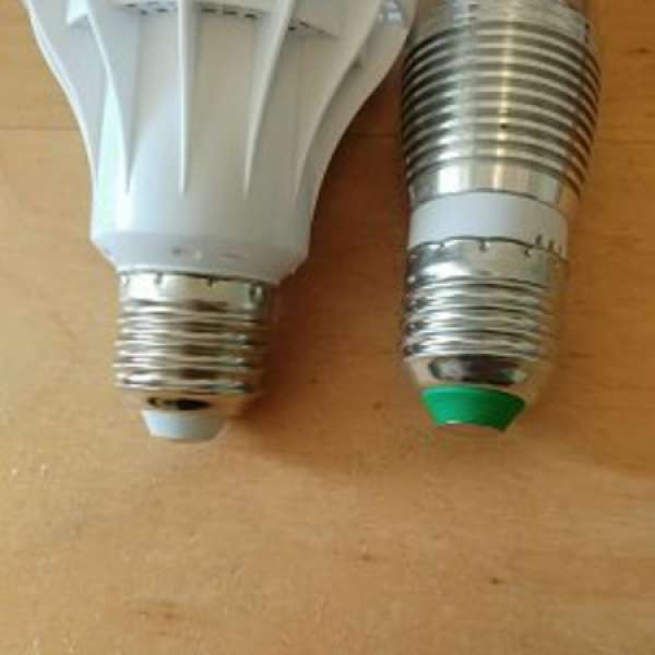 新款12W LED 燈胆 Office清倉貨 40HKD For 1PCS