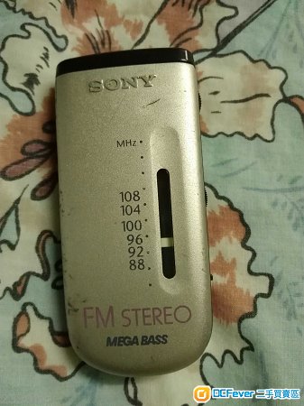 Sony Radio FM Stereo SRF-S50 金色機身收音機- 二手或全新隨身