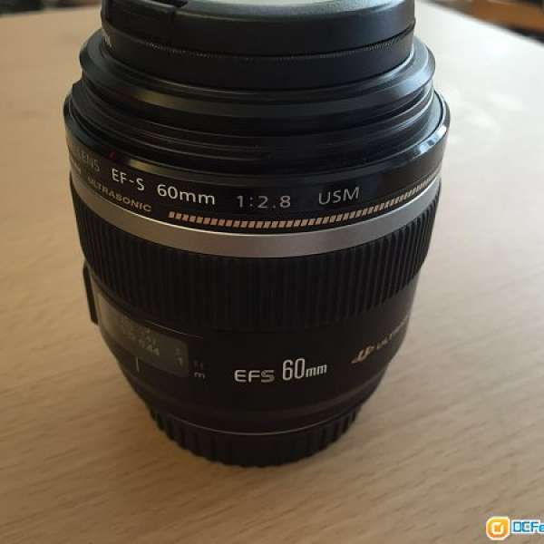 Canon EF-S 60mm f2.8 Macro USM