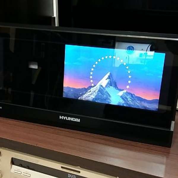 免費 HYUNDAI HHF-900M Mini DVD HiFi System