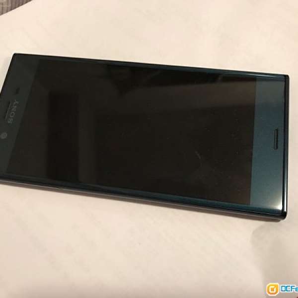 轉讓 Sony Xperia XZ  深藍色 64G (有單)