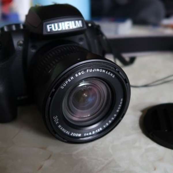Fujifilm Finepix HS30 EXR