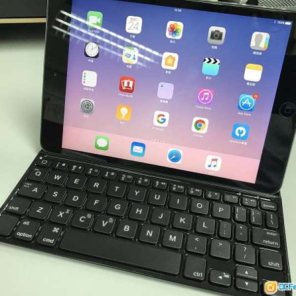 iPad Mini 2 / 32GB Wifi版黑色 連Logitech無線鍵盤