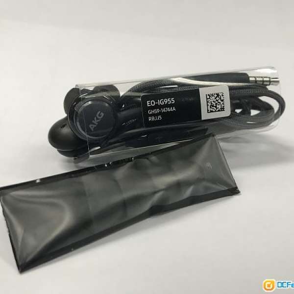 Samsung s8 plus AKG earphone