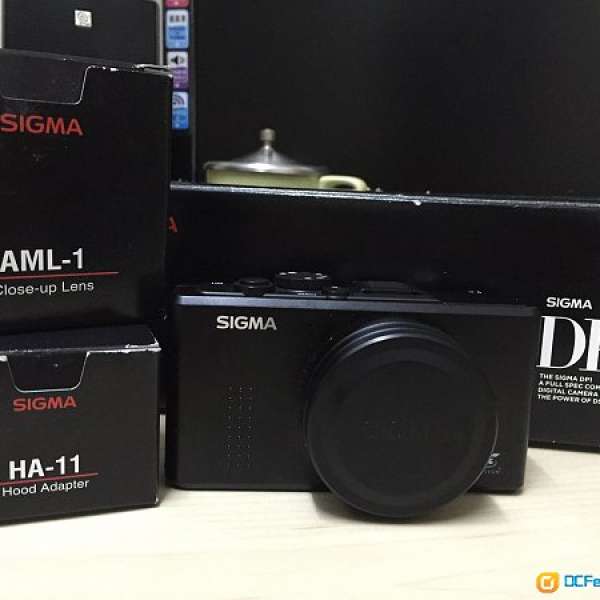 Sigma DP1 95% new 連hood & close up lens