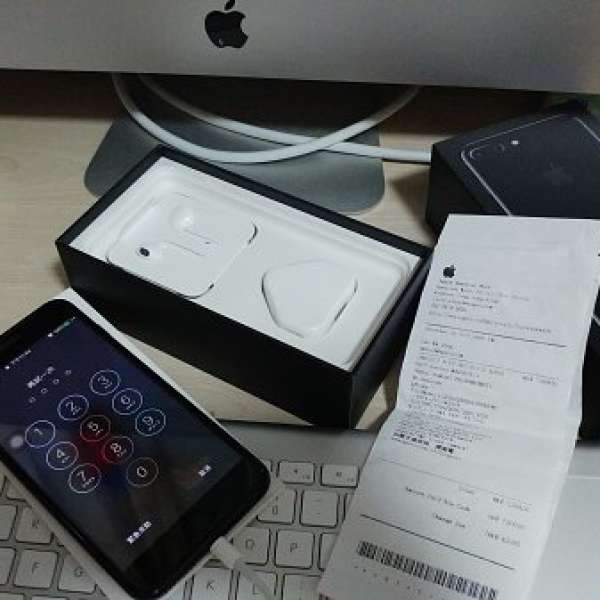 90% new iPhone 7 plus 128gb jet black