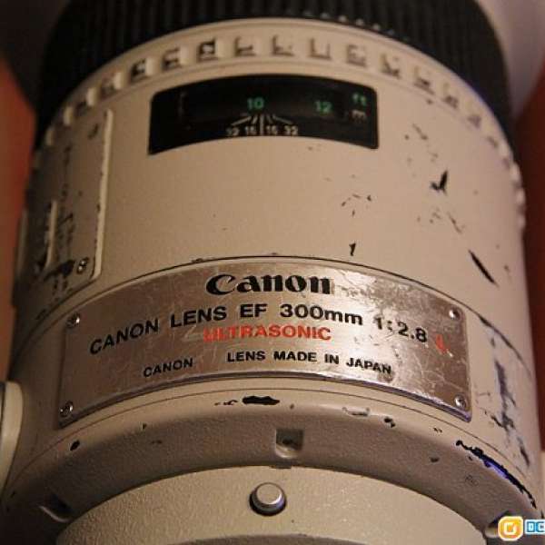 Canon 300mm f/2.8 328 non IS