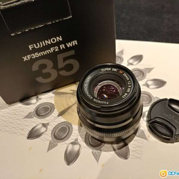 Fujifilm 35mm f / 2
