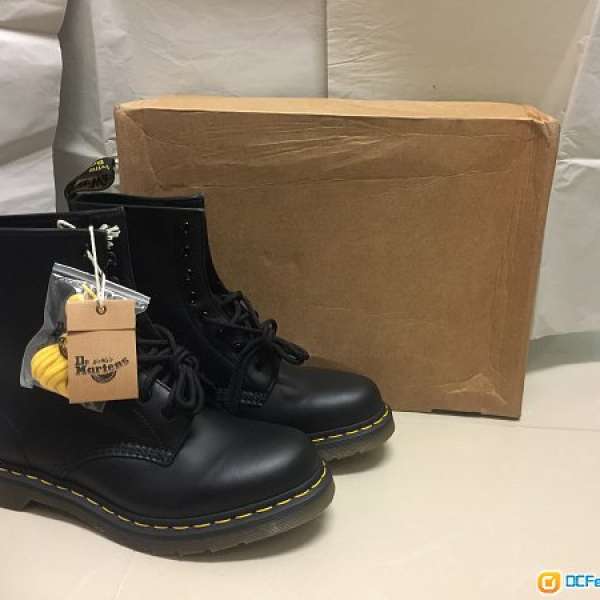 Dr.Martens 1460W Black, Smooth Leather,UK9/US11/EU43男女都可著