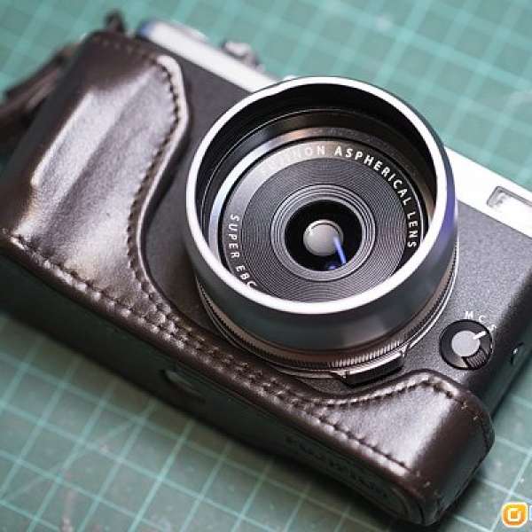 Fujifilm X70