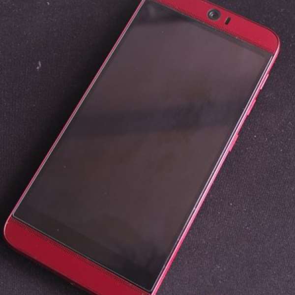 HTC 日版Au HTC J butterfly HTV31 紅色