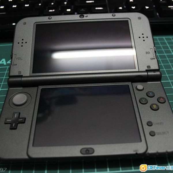 九成新 New 3DS LL 淨機 4GB microSD 日版