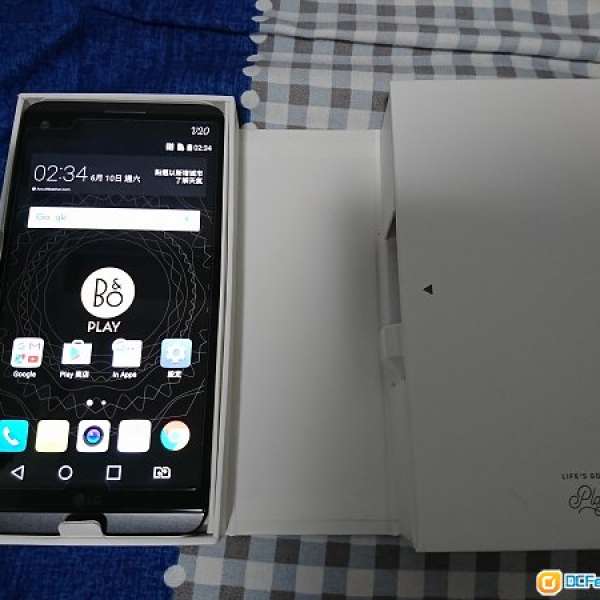 98% 新 LG V20 64G 香港行貨 黑色 雙卡 有單有盒 (共3原裝電 , 代用座充 , 不連耳機)