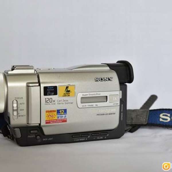 Sony Handycam DCR -TRV6E 連火牛及一电池