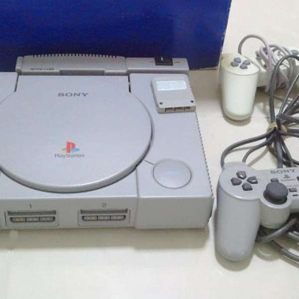 Sony PlayStation主機 + 跳舞毯連盒 + 80隻GAME碟(隨機)