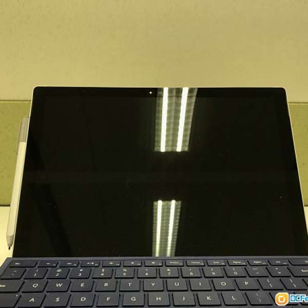 95%New Microsoft Surface Pro 4 i7 256GB SSD 16GB RAM 連深藍色Keyboard