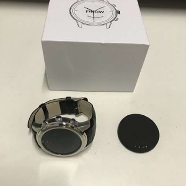 出售全新finow X5plus 智能手錶 黑色皮帶
