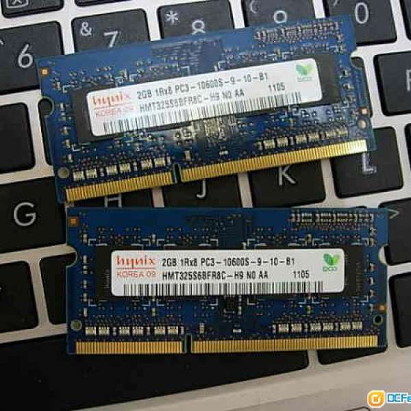 hynix DDR3 PC3 10600 4G(2G x 2) notebook ram 由Macbook拆下