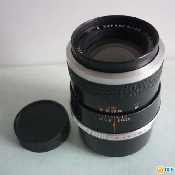 Carl Zeiss Jena 135mm f4. Sonnar M42 screw mount