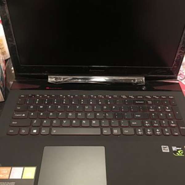 Lenovo gaming notebook Y50 i7 16gb 1TB GTX 960 display