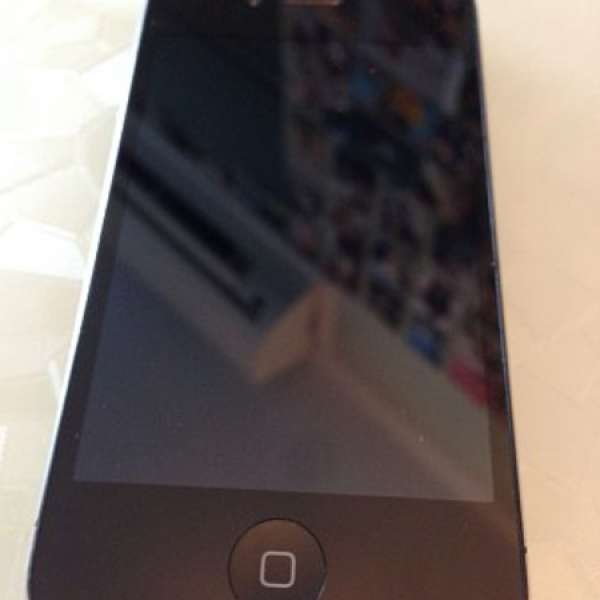 iphone 4s 64G (75% new)