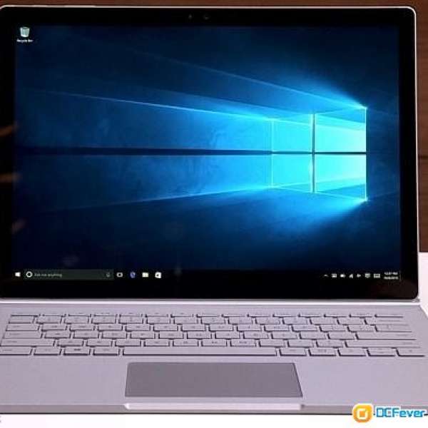 Windows Surface Book i5 128GB 8GB RAM 二合一 手提加平版電腦