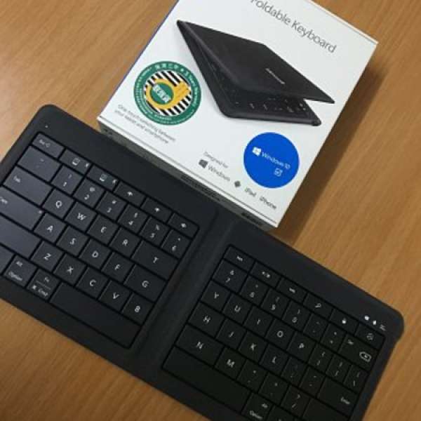99% new Microsoft Universal Foldable Keyboard