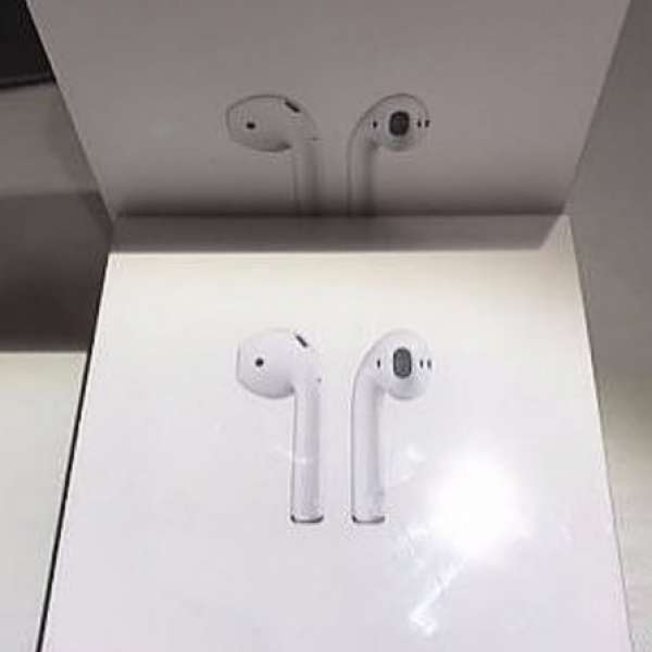 放 全新港行現貨 Apple AirPods 保用至 2018 年6月