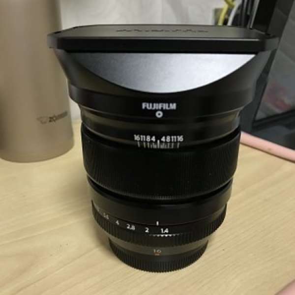 Fujifilm 16mm f1.4 連原廠金屬Hood 及 原廠UV filter