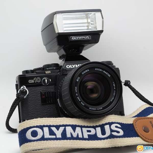 Olympus OM-10 連 35-70mm 連 T20 Flash