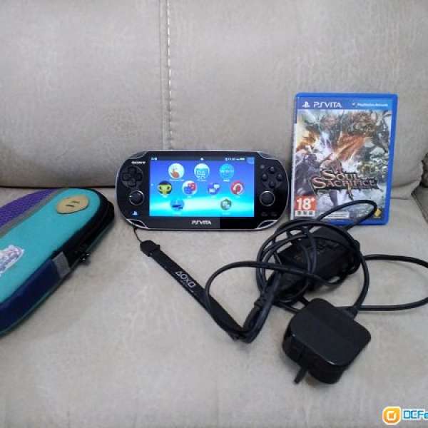 99.99% new Psvita 1000行貨