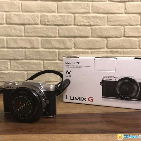 Panasonic LUMIX GF - 7 X kit set 14 - 42mm lens 香港行貨 GF7